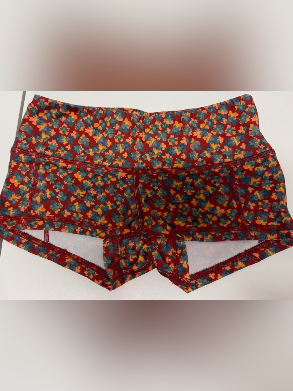 Fleo Women's size small Desert Bloom